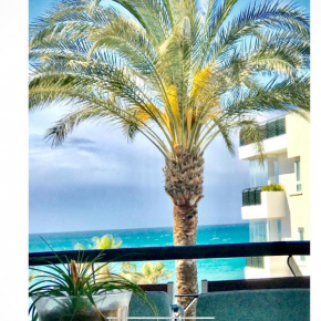 MI CAPRICHO BEACHFRONT- P300 - Apartment with sea view, La Cala De Mijas